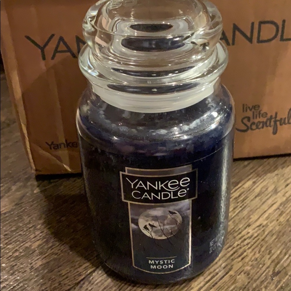 Yankee Candle Mystic Moon